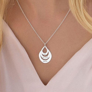 Water drop shape necklace with engraved names